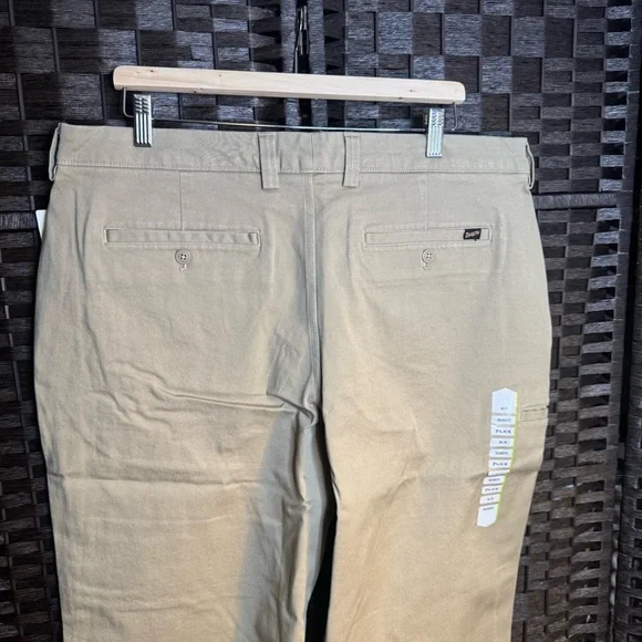 Mens Duluth Trading Co Relaxed Fit Ballroom Khaki Pants Size 38/30 NWT - Picture 5 of 5